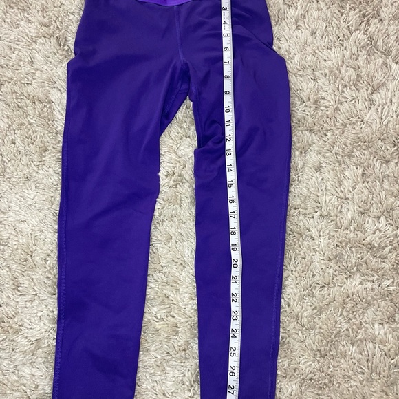 Nike Pro leggings Never wore, size M but fits like Small, Mid Rise - Picture 6 of 6